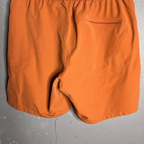 Outdoor Voices Orange Athletic Shorts Mid-Length Relaxed Fit - Picture 3 of 6